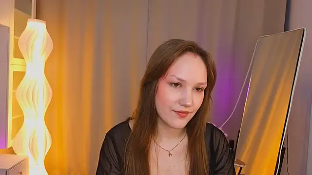Snapshot of GitaBitetto chatting on 05.28.26 GitaBitetto online show from 05.28.26