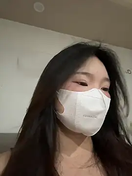 Ni Tran online show from 08.02.26