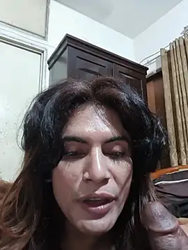 Snapshot of SexyShila-97 chatting on 07.02.26 SexyShila-97 online show from 07.02.26
