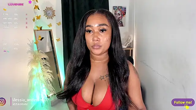 Snapshot of alessia_anderson chatting on 02.05.25 alessia anderson online show from 02.05.25