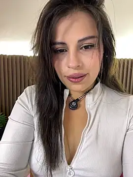 Yenifer 27 online show from 07.25.26