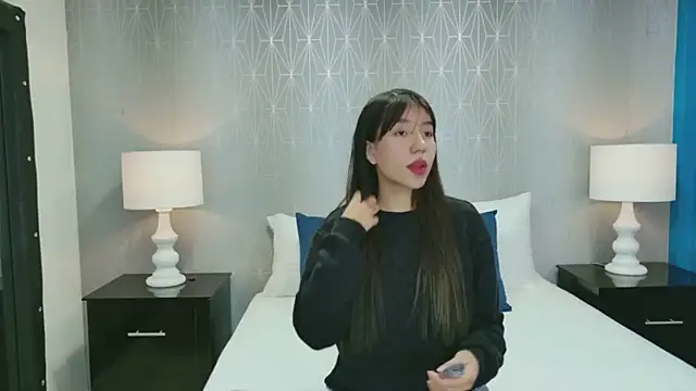 VioletSweetts online show from 06.03.26