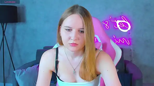 Emmaa Kimm online show from 06.26.26