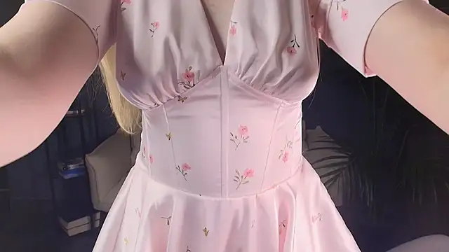 MilkChoc0late online show from 06.26.26