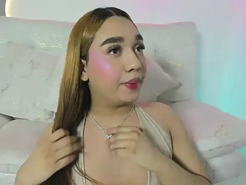 LiaCampbell  online show from 05.31.26