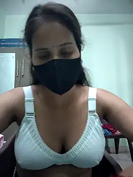 LovelyNidhi online show from 05.19.26