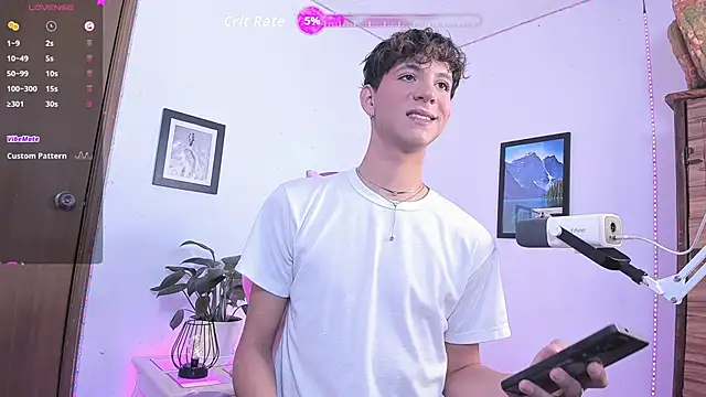 EthanRoss1 online show from 04.30.26