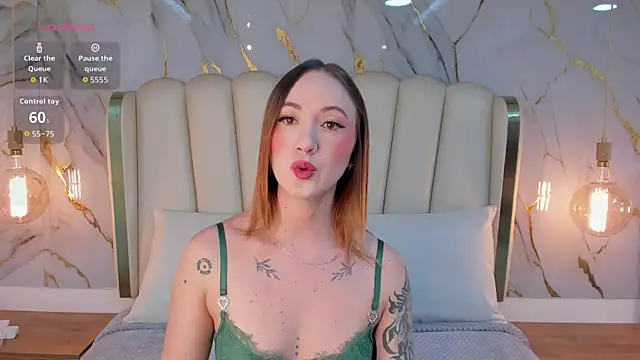 Hannah Lane online show from 07.25.26