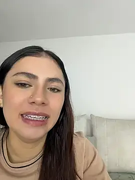 EmilyCxx online show from 07.17.26