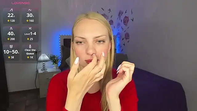 Snapshot of NancyGlamour chatting on 06.02.26 NancyGlamour online show from 06.02.26