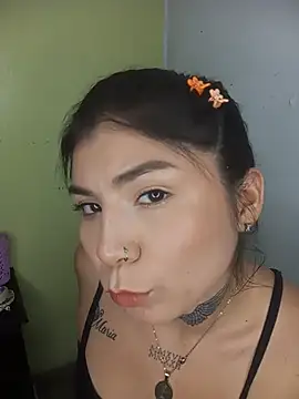 PequenaNena online show from 06.12.26