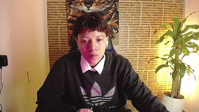 Asher addamss  online show from 07.18.26