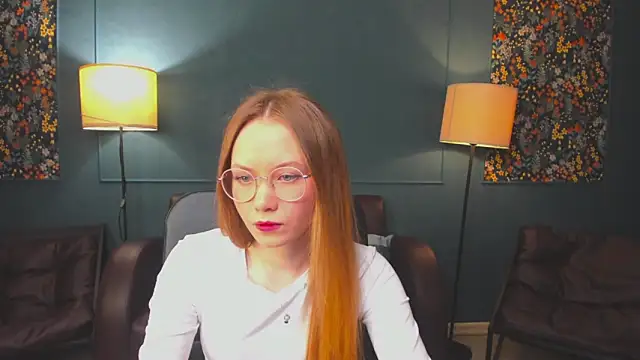 FloraLarsson online show from 05.17.26