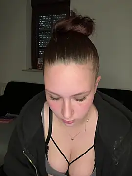 CuteBeaX online show from 06.16.26