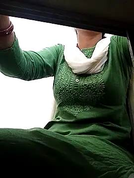 Simmi-00 online show from 05.06.26