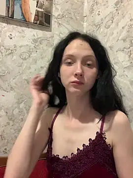 Mila Stars online show from 05.12.26