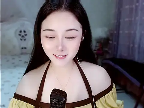 Amy-cnbaby online show from 07.04.26