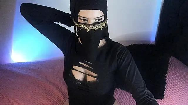Ameera Zahira online show from 06.30.26