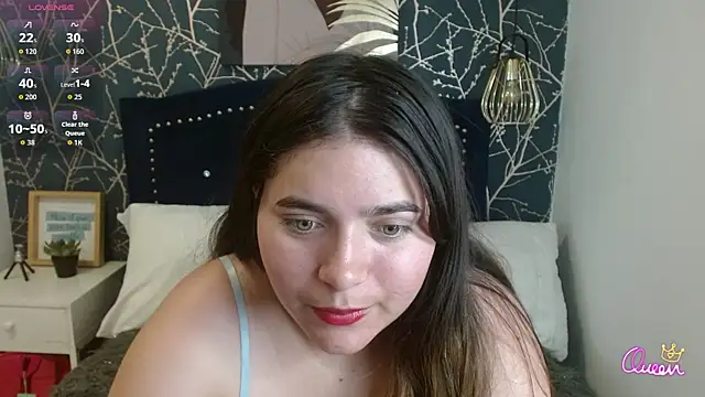 Snapshot of Laurha_ chatting on 05.11.26 Laurha online show from 05.11.26