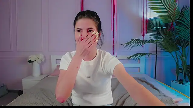 Emily xoo online show from 05.27.26