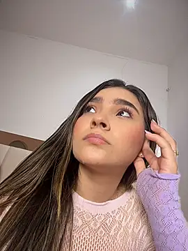 Snapshot of Mia_Rodriguezz_ chatting on 06.21.26 Mia Rodriguezz online show from 06.21.26