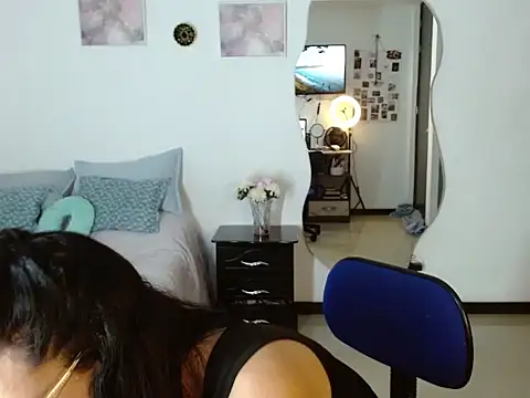 Obsidianlove1 online show from 06.19.26