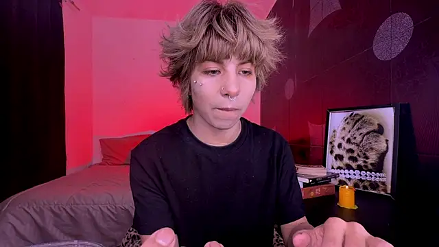 Aronn 44 online show from 05.22.26