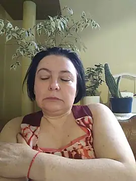 EmmaEmmy40 online show from 06.13.26