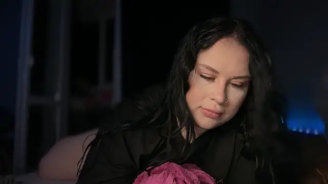 Sofi  Si online show from 06.25.26