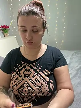 AureTease online show from 08.06.26