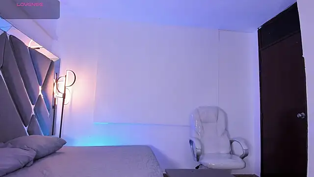 AmaraLewis online show from 07.01.26