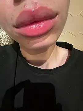 hotlips2026 online show from 05.02.26