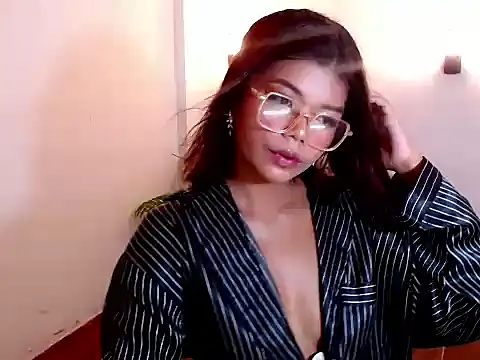 charlene pretty online show from 06.17.26