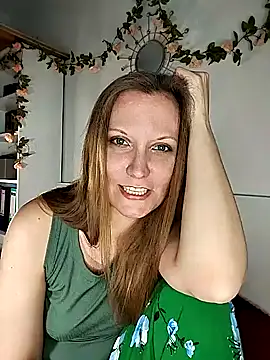 Snapshot of Candy_Cougar chatting on 05.08.26 Candy Cougar online show from 05.08.26