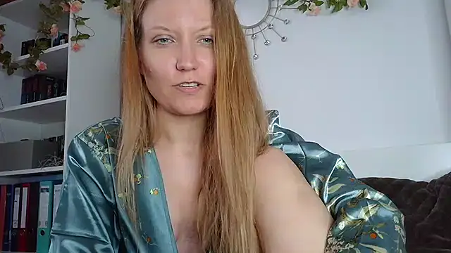 Snapshot of Candy_Cougar chatting on 07.19.26 Candy Cougar online show from 07.19.26