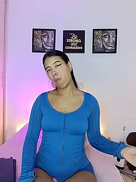 Snapshot of Raven_stonee01 chatting on 06.20.26 Raven stonee01 online show from 06.20.26