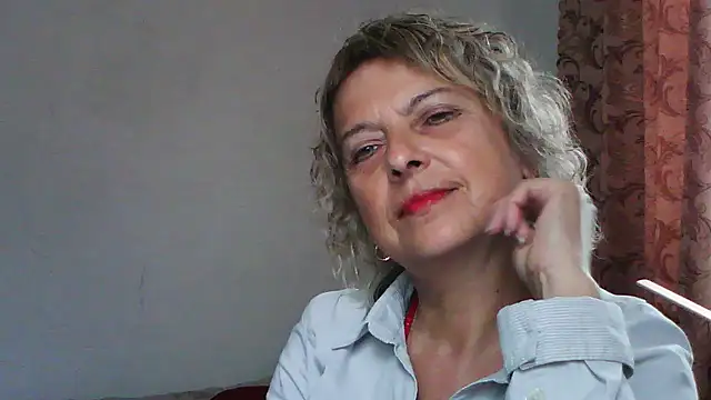 Snapshot of ElizabethGorden chatting on 07.08.26 ElizabethGorden online show from 07.08.26