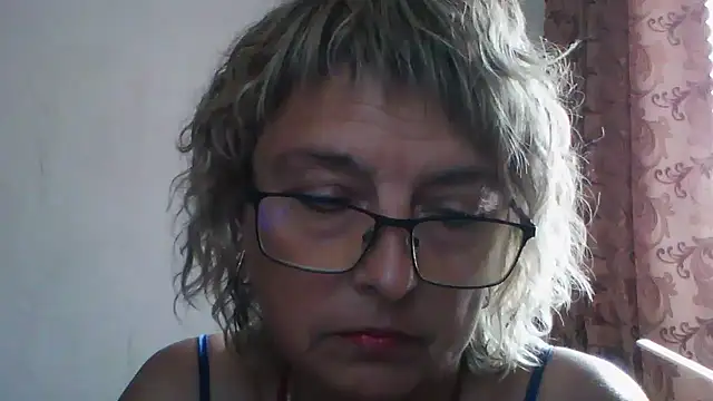 Snapshot of ElizabethGorden chatting on 07.10.26 ElizabethGorden online show from 07.10.26