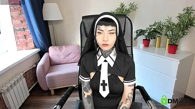 Bloood  Mary online show from 06.05.26