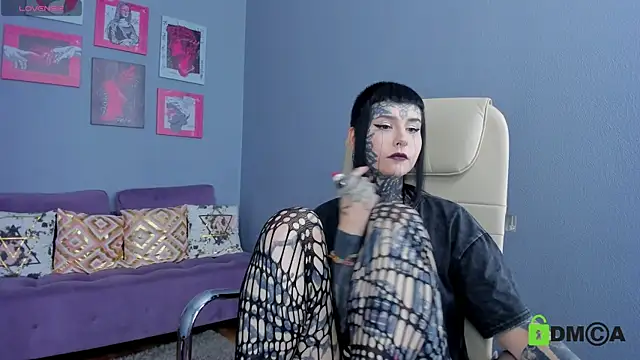 Snapshot of Bloood__Mary chatting on 07.22.26 Bloood Mary online show from 07.22.26