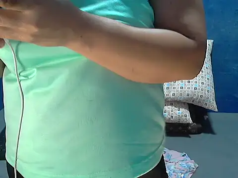 hotchilimom online show from 03.09.26