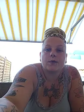 Lady Peggi online show from 06.25.26
