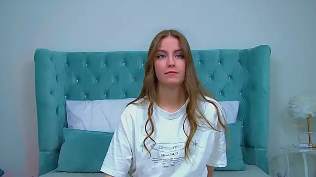 SofiaSarvains online show from 06.26.26