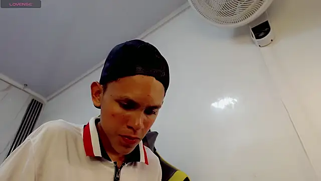 sombra 18 online show from 07.15.26