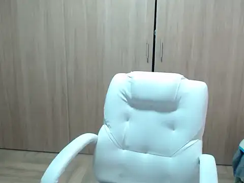 Haileey ross online show from 06.03.26