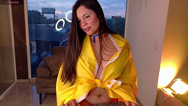 Snapshot of Eva-Apple chatting on 06.17.26 Eva-Apple online show from 06.17.26
