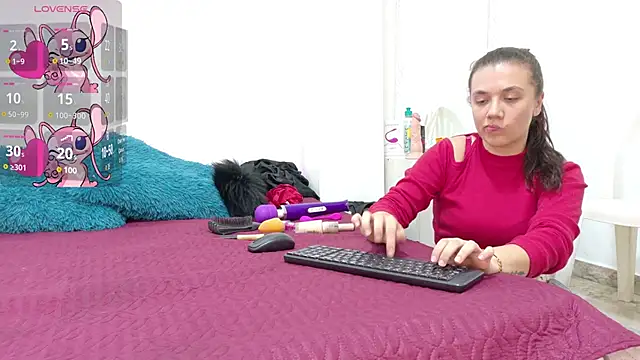 Katia Rose23 online show from 06.05.26