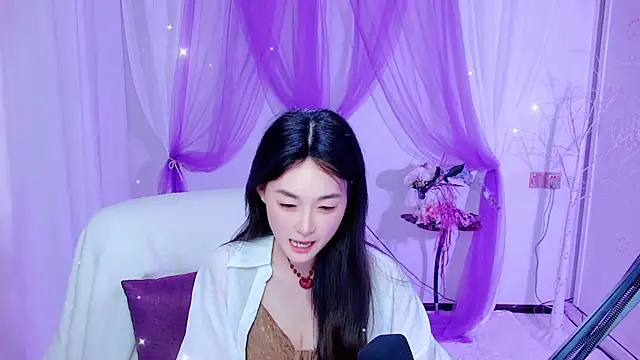 Tili Lucky online show from 06.14.26