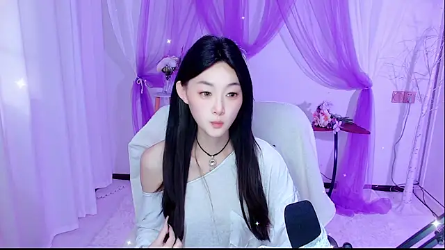 Snapshot of Tili_Lucky chatting on 07.18.26 Tili Lucky online show from 07.18.26