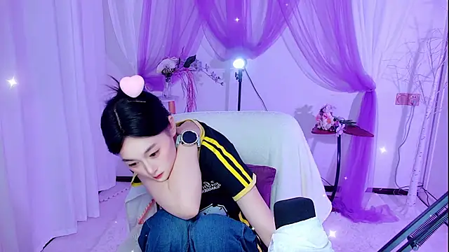 Snapshot of Tili_Lucky chatting on 07.24.26 Tili Lucky online show from 07.24.26